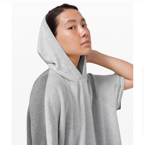 Lululemon Opened Up Poncho, gray cashmere - Picture 5 of 7